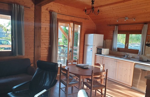 Doucier Ski Chalet | Chalet-Comfort-Wet room-Garden view-clévacances 3 clés