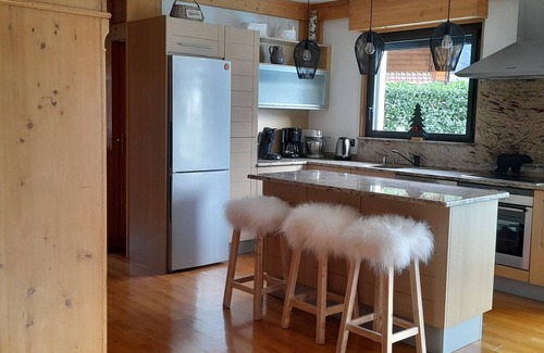 Thones Ski Chalet | CHALET COMFORT WITH POOL CENTER THONES 10 MIN FROM RESORTS/LAKE