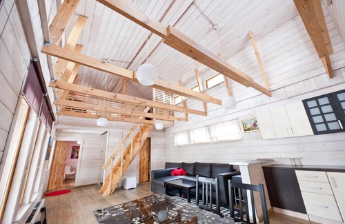 Ershov Ski Chalet | Chalet Country by Skokovo Park