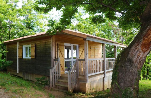Gravieres Ski Chalet | Chalet de 3 chambres avec piscine partagee jardin et wifi a Gravieres