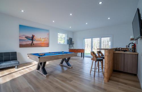 Le Haut-Saint-Francois Regional County Municipality Ski Chalet | Chalet des Oiseaux Bleus, Spa, Lac