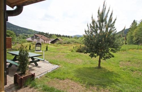 Vagney House | Chalet en bois avec jardin, proche ski et randonnée, équipé pour 8 pers. à Vagney, Vosges - FR-1-589-283