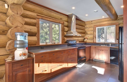 Labelle Ski Chalet | Chalet en Bois Rond Avec Spa, Sauna et Hammam