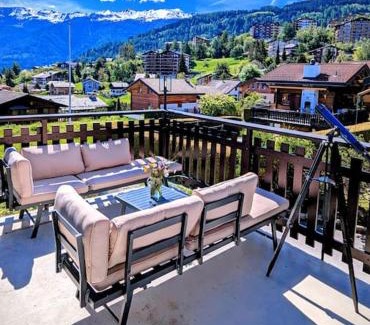 Saint-Pierre-de-Clages Ski Chalet | Chalet ensoleillé Haute Nendaz domaine des 4 Vallées