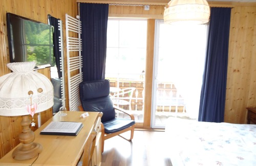 Kandersteg Hotel | Chalet Hotel Adler