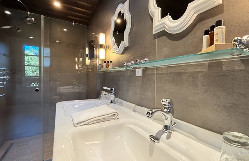 Les Praz-de-Chamonix Hotel | Chalet Hotel le Castel