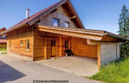 Frantschach-Sankt Gertraud House | Chalet in Carinthia with Sauna near Ski Slopes