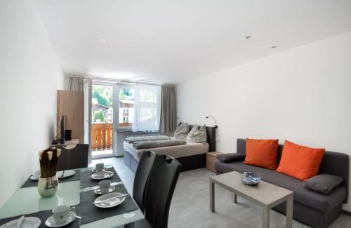 Kaprun Apartment | Chalet in Kaprun near Ski Slopes, cleaning included