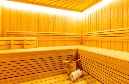 Lengdorf House | Chalet in Niedernsill near Ski Slopes