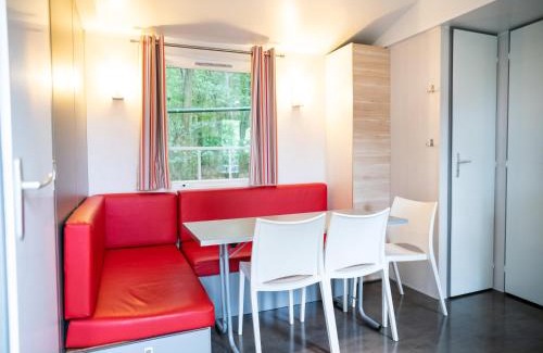Olloy-sur-Viroin Ski Chalet | Chalet in Olloy-sur-Viroin with Patio