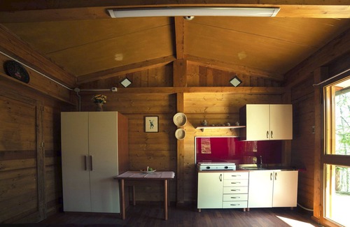 Rogliano Ski Chalet | Chalet in the woods of 16 sqm + services, immersed in the greenery of the Bocchineri Estate.