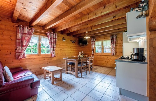 Alex Ski Chalet | Chalet 'Indépendant 3 Personnes' with Mountain View, Private Terrace and Wi-Fi