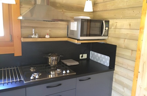Zoutkamp Ski Chalet | Chalet Kwikstaart on small-scale nature campsite 't Ol Gat