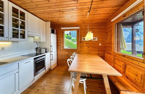 Chamoson Ski Chalet | Chalet l'Ardoise - Nature Paradise - Swiss Alps