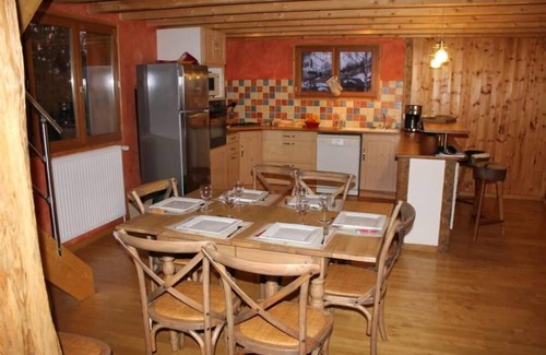 Les Deux Alpes Ski Chalet | Chalet Les Deux Alpes to the slopes