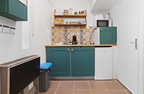 Saint-Raphael Cabin | Chalet 'Les Messugues' with Private Terrace, Wi-Fi and Air Conditioning