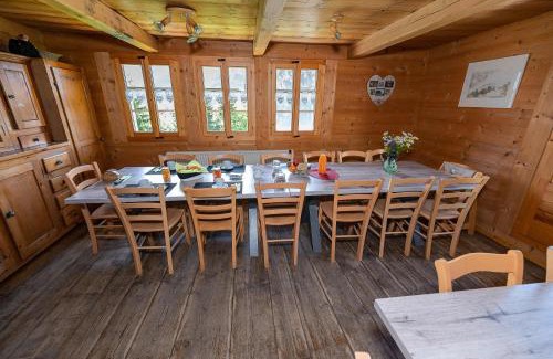 Val d'Illiez Ski Chalet | Chalet Les Planches