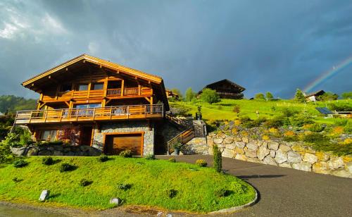 Le Grand-Bornand Apartment | CHALET LYOBA