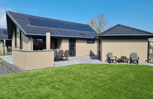 Sint-Annaland Ski Chalet | Chalet met Sauna en Airconditioning