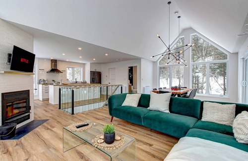 Saint Come Ski Chalet | Chalet Miamba ↟ Ski & Spa ☼ Charging Station ☼ Panoramic View * AC