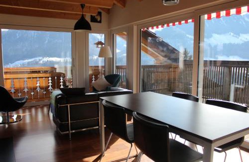 Cresuz Ski Chalet | Chalet moderne avec panorama unique en Gruyère