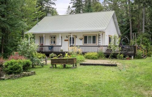 Mauricie Ski Chalet | Chalet NABU L'Ours - Rivière - Billard