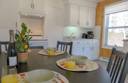 Saint-Tite-des-Caps Ski Chalet | Chalet near Massif and Mont Ste-Anne