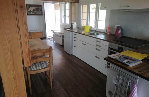 Goldiwil Apartment | Chalet "Niesenblick" with views of the lake, Jungfrau, Mönch and Eiger