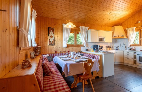 Evian-les-Bains Ski Chalet | Chalet Panoramique Avec Sauna Avec vue sur le LAC Leman et Montagnes