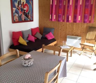 Berville Ski Chalet | Chalet pittoresque a Berville avec jardin cloture