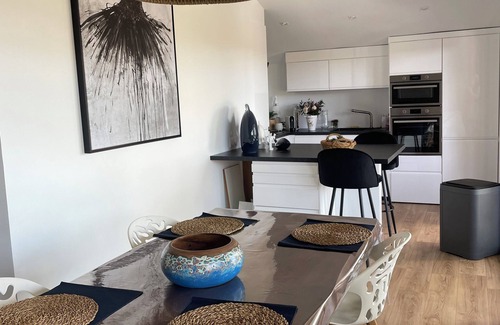 Gassin Ski Chalet | Chalet Romantique Avec vue mer à 15mn de la Plage de Pampelonne