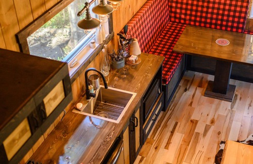 La Patrie Ski Chalet | Chalet Rustchic Le Madison at the foot of Mont Megantic