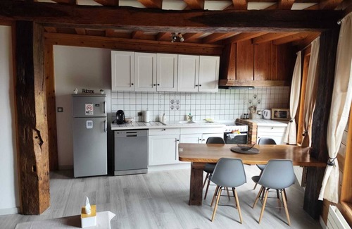 Eteaux Apartment | Chalet-style apartment