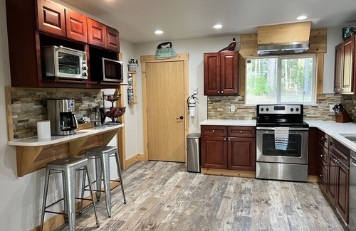 Coram House | Chalet tucked in the woods 7 miles from Glacier National Park.
