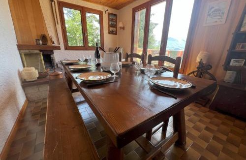 La Toussuire Ski Chalet | Chalet typique 3 chambres, près des pistes et ensoleillé, avec Wifi et parking - FR-1-416-222