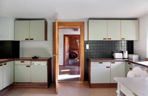 Wildschoenau House | Chalet 'Uriges Bauernhaus Achtzehn53' with Mountain View, Private Terrace and Wi-Fi