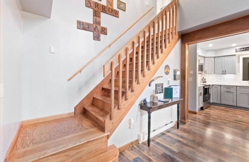 Pocono Lake Apartment | Chalet w/Custom Bar+Fire Pit+Game Room+Sleeps 14