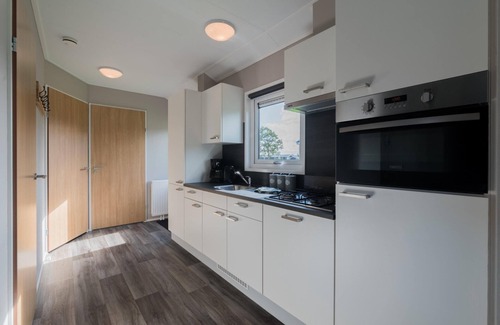West-Graftdijk House | Chalet with 2 bedrooms and a dishwasher