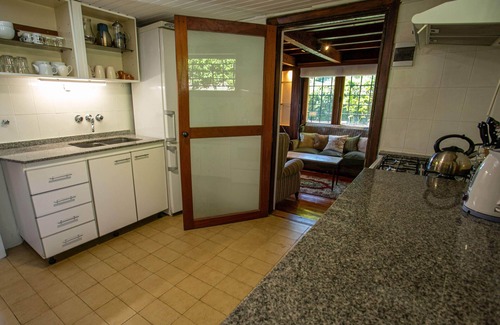 Llao Llao Cottage | Chalet with amazing lake and golf course view! 4 BD 3 Bath