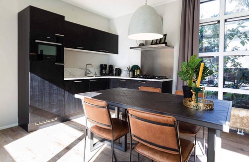 Berkhout Ski Chalet | Chalet with dishwasher not far from Hoorn