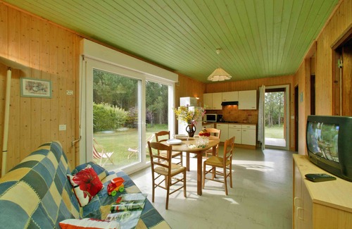 Doissat Ski Chalet | Chalet with garden in the middle of nature