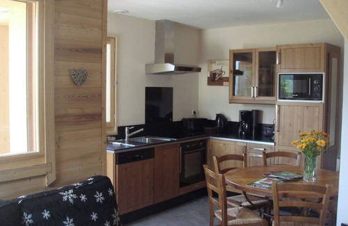 Valloire Ski Chalet | Chalet with nice view, garden and hot tub. Ideal for skiing and cycling!
