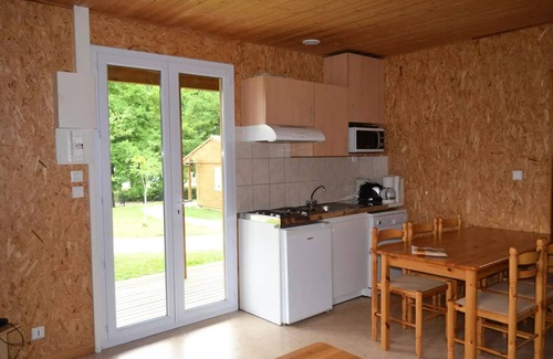 Villegusien-le-Lac Ski Chalet | Chalets de la Vingeanne * - Upper chalet 39m2 2 bedrooms/covered terrace 6 people