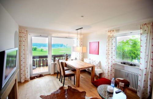 Oy-Mittelberg Apartment | Chaletwohnung Seeblick