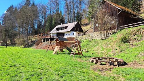 Vyprachtice House | Chalupa Orlička