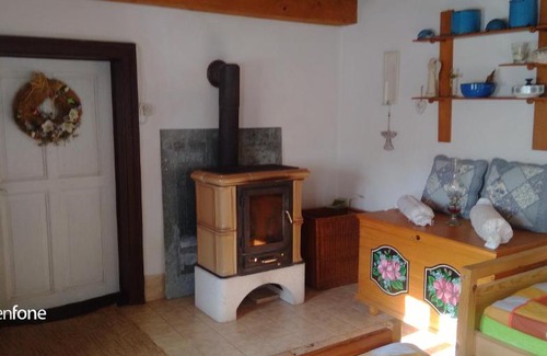 Police nad Metuji House | Chalupa s Roubenkou