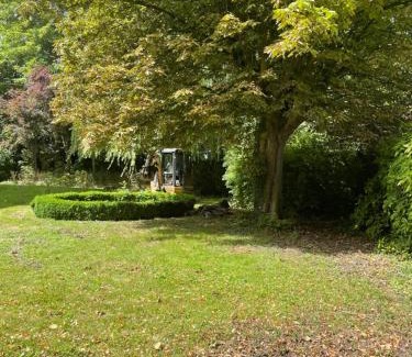 Saint-Pierre-Brouck Bed & Breakfast | Chambre au Château de St-Pierre-Brouck
