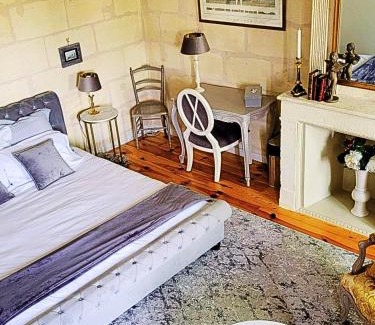 Lugon-et-l'ile-du-Carney Bed & Breakfast | Chambre Bordeaux, piscine et spa