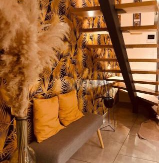 Orgeres House | Chambre bleu canard