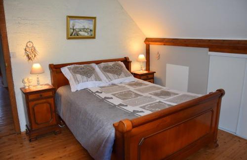Beauval House | chambre campagnarde du grès rouge de BEAUVAL